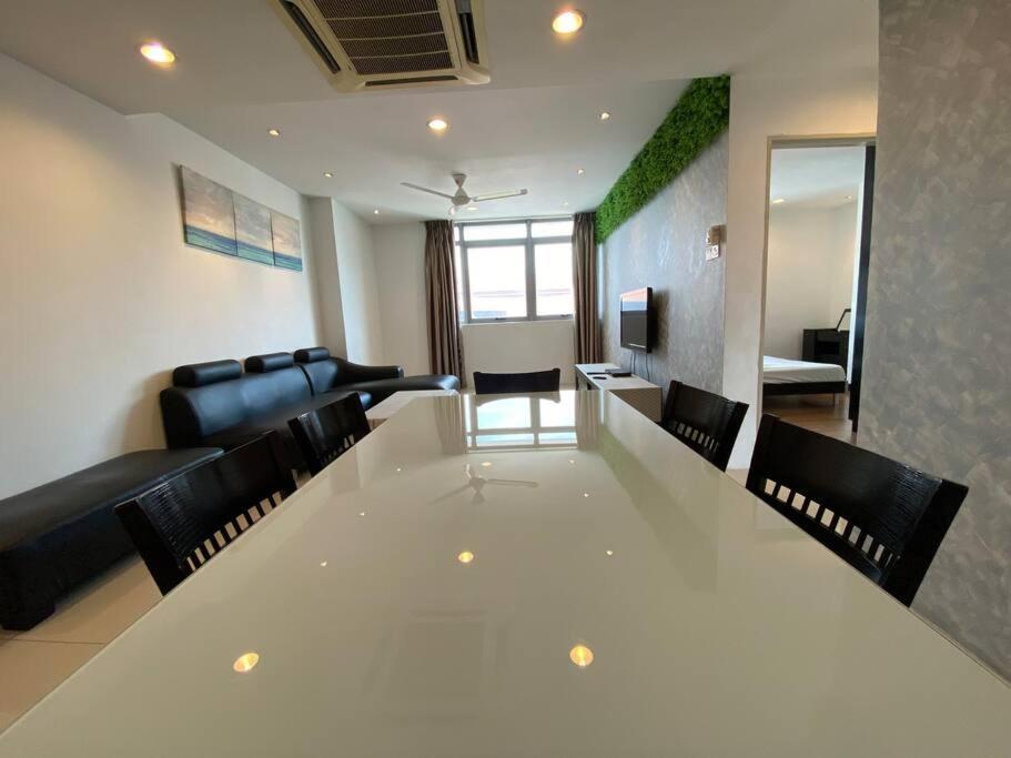 Spacious 3R,2R,Studio 5Min Walk To Time Square,Lalaport, Pool,Gym,Wifi Lejlighed Kuala Lumpur Eksteriør billede