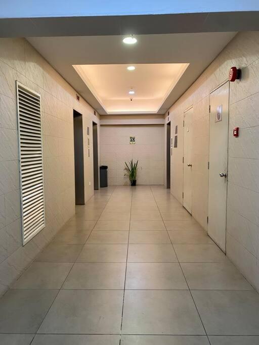 Spacious 3R,2R,Studio 5Min Walk To Time Square,Lalaport, Pool,Gym,Wifi Lejlighed Kuala Lumpur Eksteriør billede