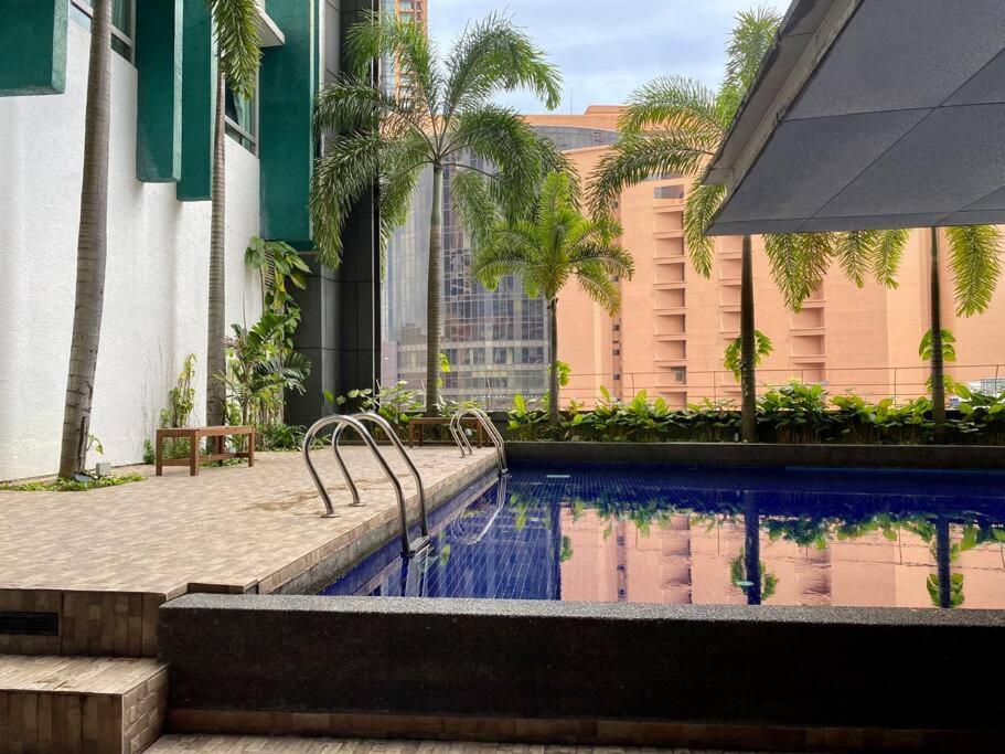 Spacious 3R,2R,Studio 5Min Walk To Time Square,Lalaport, Pool,Gym,Wifi Lejlighed Kuala Lumpur Eksteriør billede