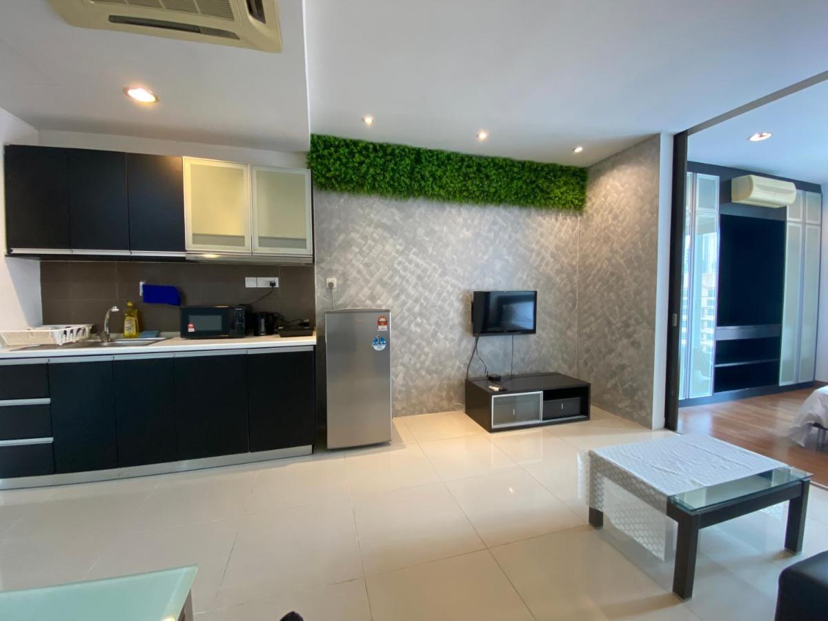 Spacious 3R,2R,Studio 5Min Walk To Time Square,Lalaport, Pool,Gym,Wifi Lejlighed Kuala Lumpur Eksteriør billede