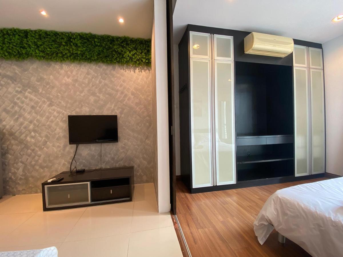 Spacious 3R,2R,Studio 5Min Walk To Time Square,Lalaport, Pool,Gym,Wifi Lejlighed Kuala Lumpur Eksteriør billede